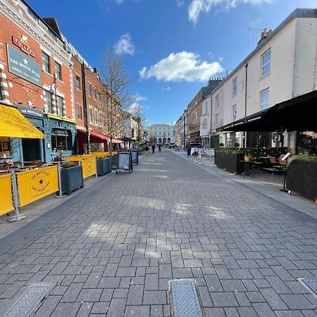 John Street Stays Southampton Bagian luar foto